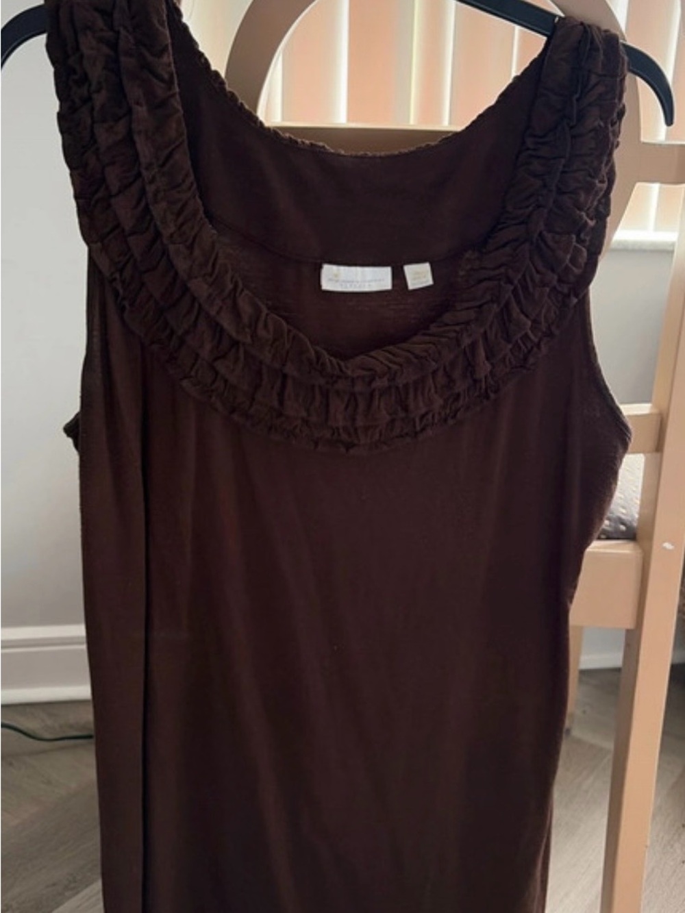 New York & Company Brown Ruffle Scoop Neck Tank
